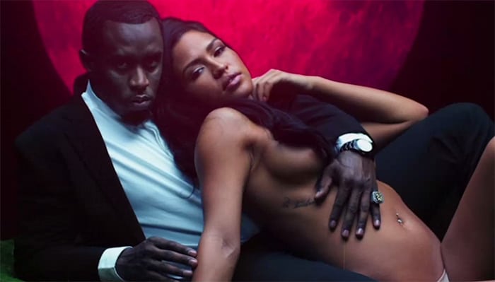 naked pic of cassie ventura with puff daddy grabbing her body