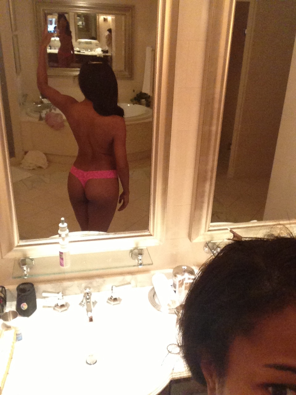 gorgeous booty of actress gabrielle union in fappening pic