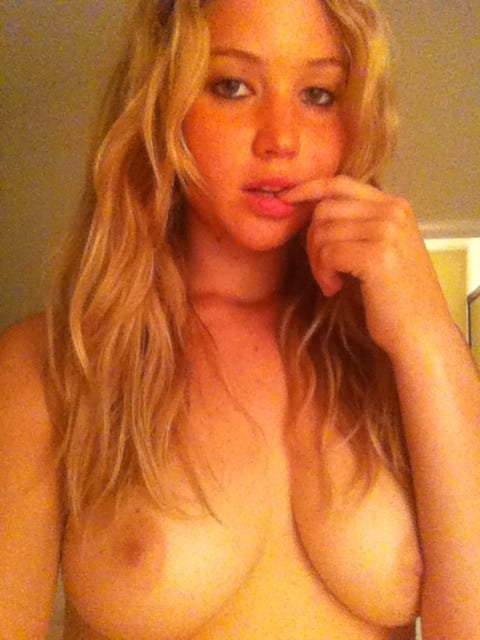 Jennifer - nude photos