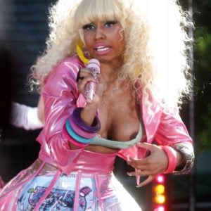 Nicki Minaj boob slips out of shirt during live concert