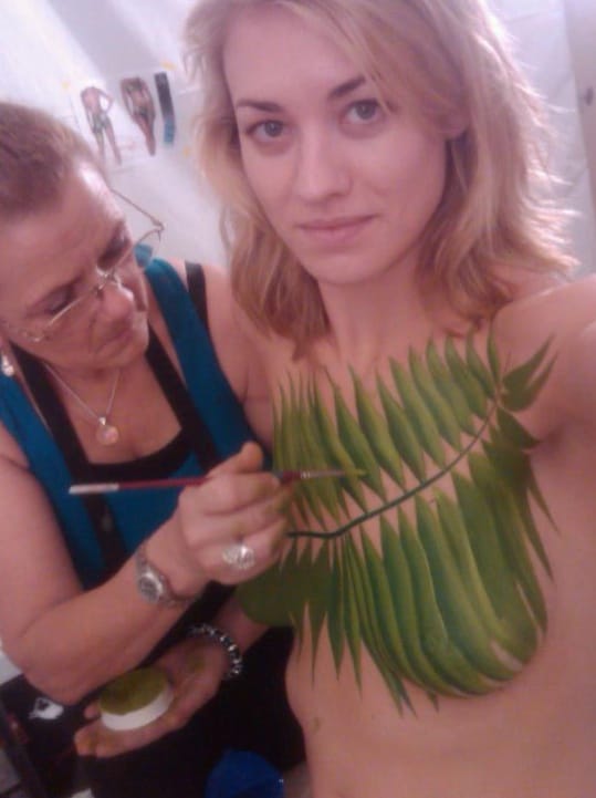 Yvonne Strahovski getting a leaf painted on chest