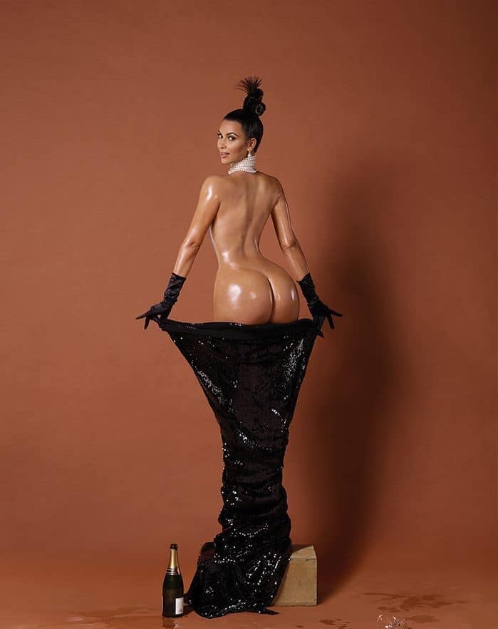 Kim Kardashian showing her bare ass in Paper magazine photo
