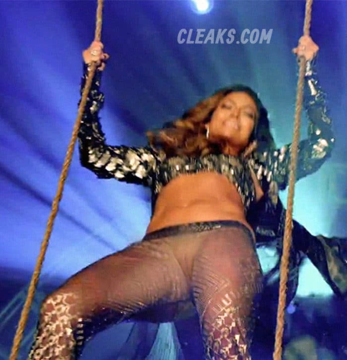 Jennifer Lopez pussy showing Super Bowl