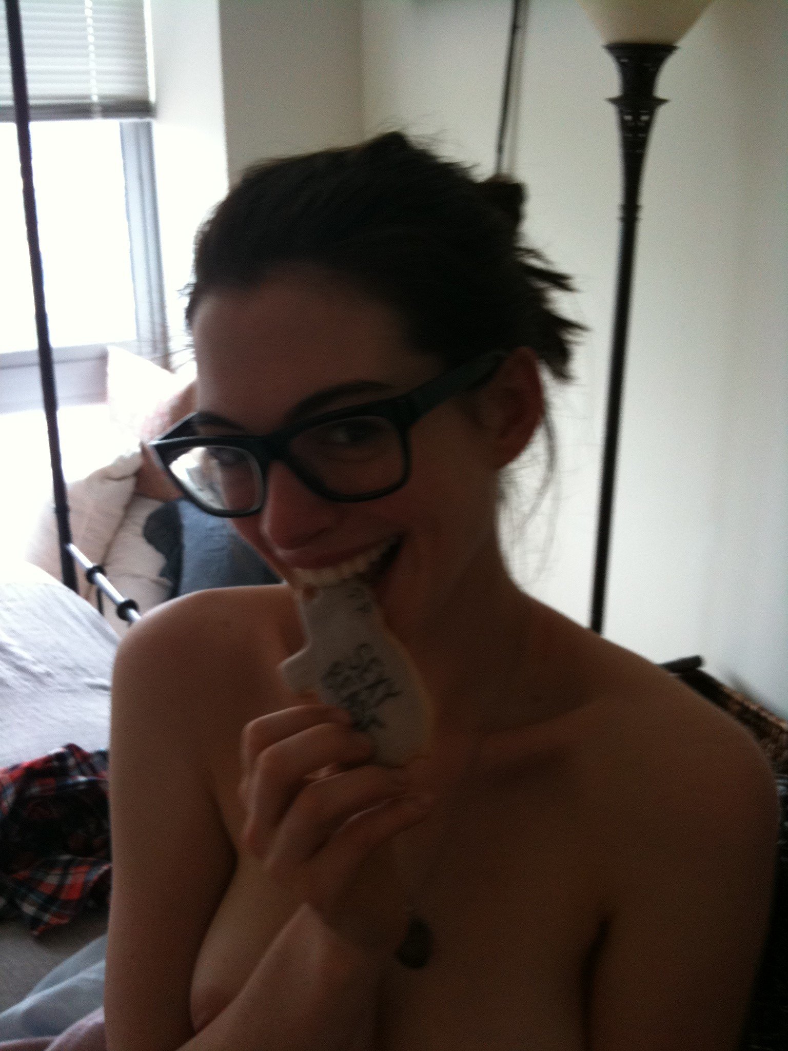 Anne Hathaway selfie pic from thefappening